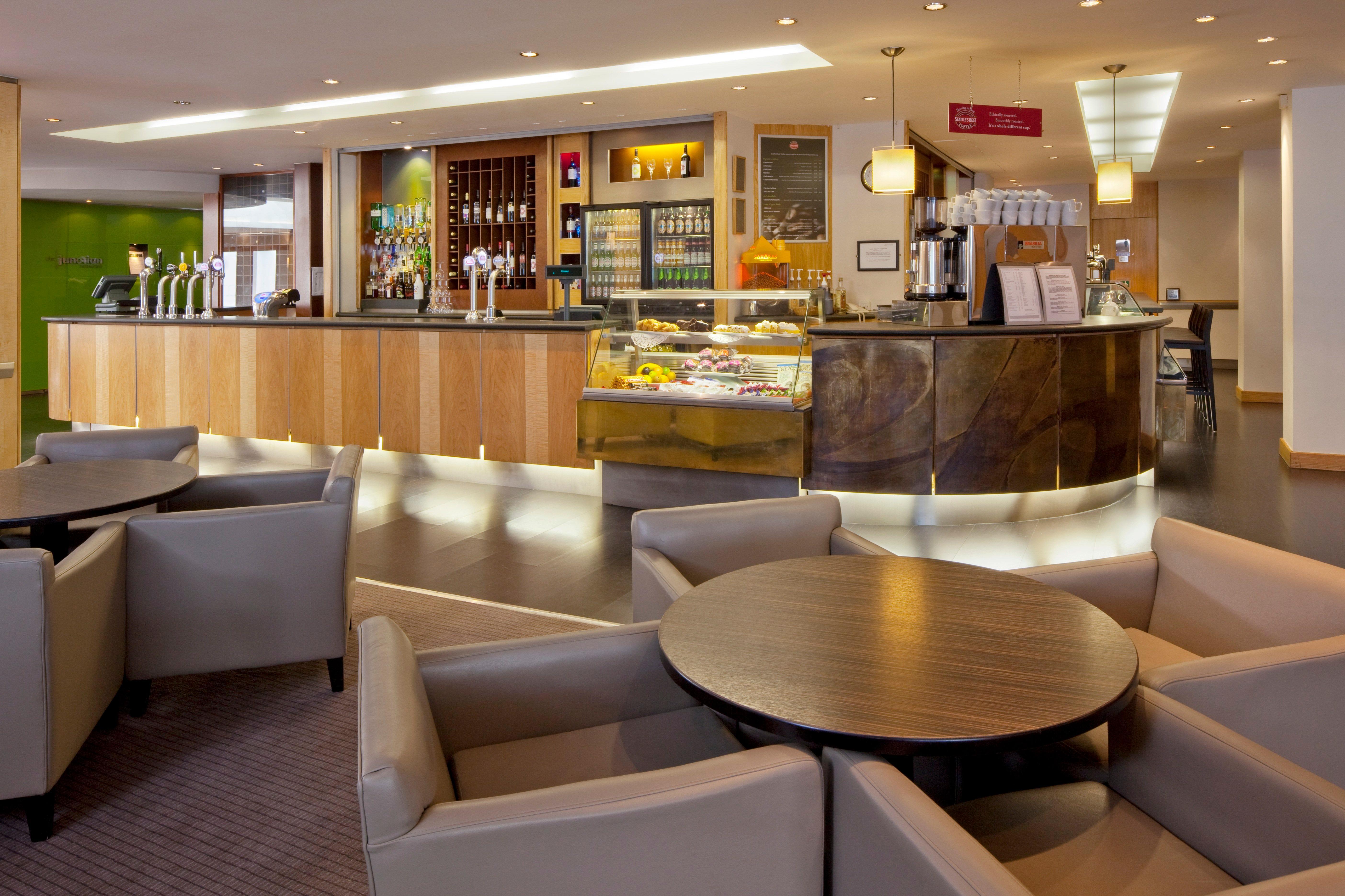 Holiday Inn Maidenhead Windsor, An Ihg Hotel Buitenkant foto