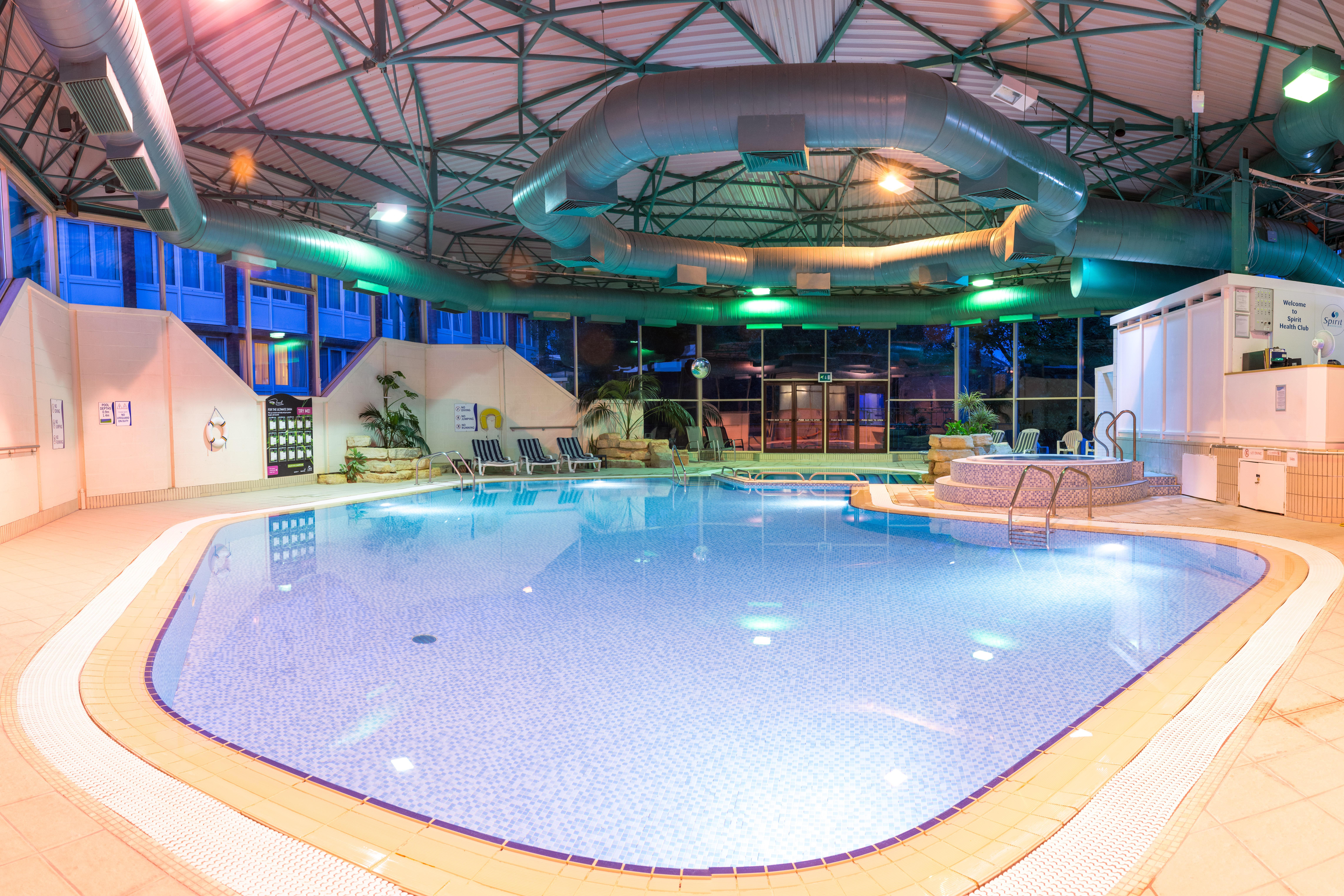 Holiday Inn Maidenhead Windsor, An Ihg Hotel Buitenkant foto